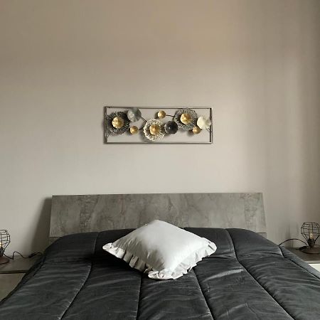 “L' Angolo Dei Sogni” Apartment กาซาเล มอนแฟร์ราโต ภายนอก รูปภาพ